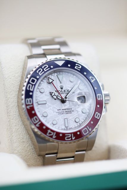 Rolex GMT Master II 126719 BLRO Image 2